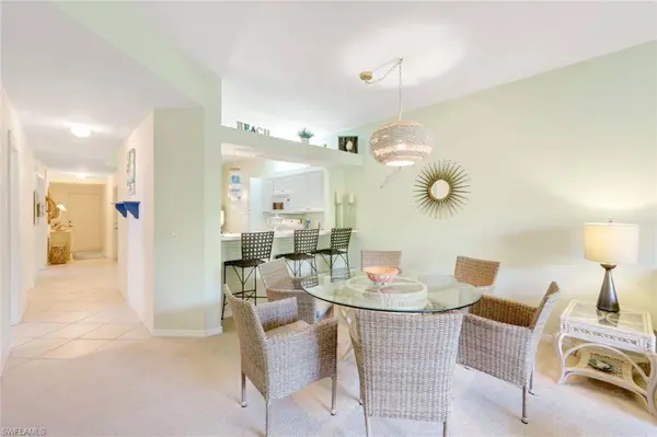 377 Robin Hood CIR #102, Naples, FL 34104