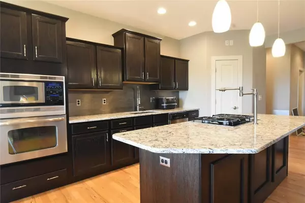 4812 Hay Field CT SW, Cedar Rapids, IA 52404