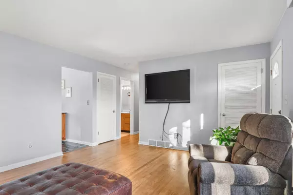 2711 E Milwaukee Street, Janesville, WI 53545