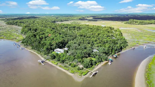 200 Bull Point Dr, Seabrook, SC 29940