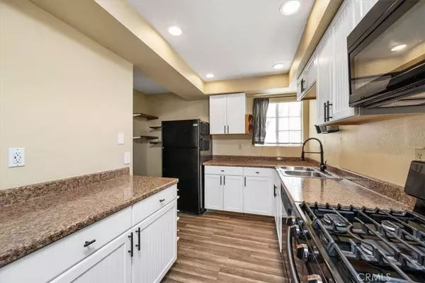 190 1st ST #B, Templeton, CA 93465