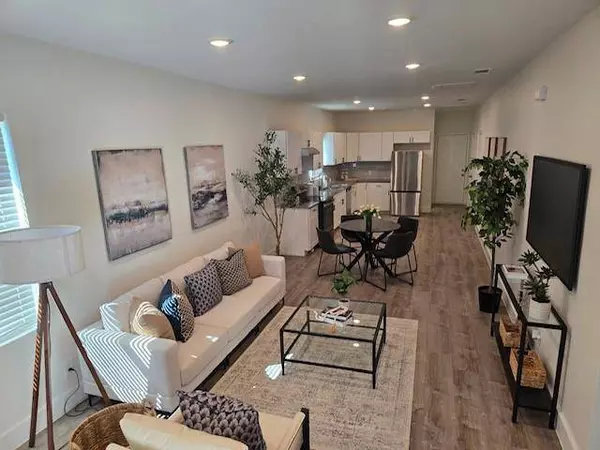 2819 Metropolitan Avenue, Dallas, TX 75215