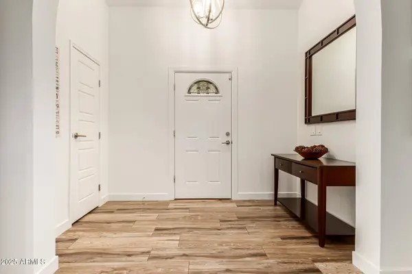 624 S KENWOOD Lane, Chandler, AZ 85226