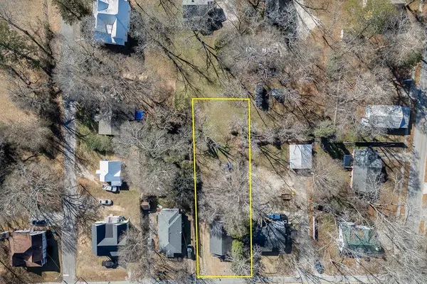 67 E Wright ST, Winder, GA 30680