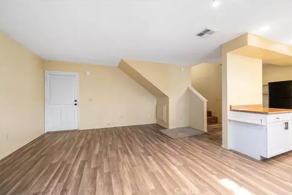 190 1st ST #B, Templeton, CA 93465