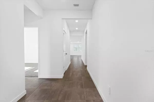 31 WANDERING CREEK WAY, Palm Coast, FL 32164