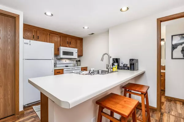 30 Oak Glen Drive, Galena, IL 61036