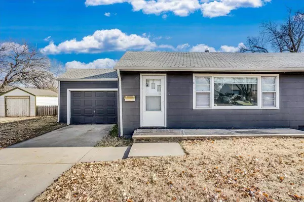 2140 S Palisade Ave, Wichita, KS 67213