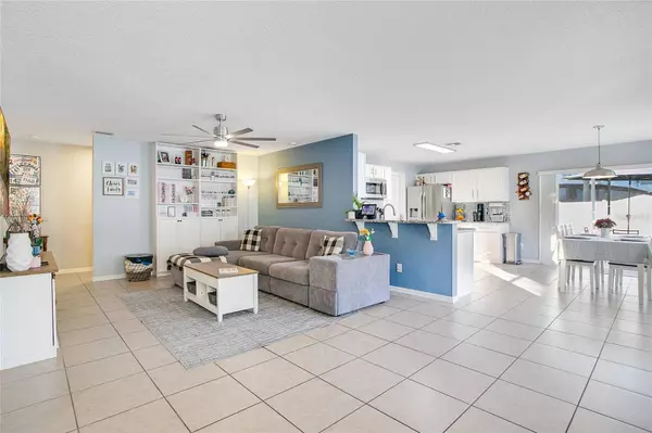 813 STERLING SPRING RD, Orlando, FL 32828