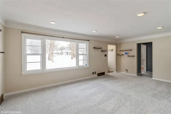 734 63rd Street, Des Moines, IA 50312