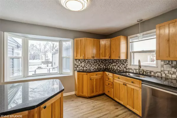 734 63rd Street, Des Moines, IA 50312