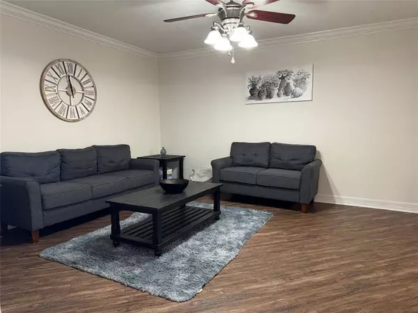 3553 2nd ST, Beaumont, TX 77705