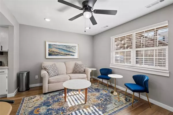 2130 Garland Ave, Fayetteville, AR 72704