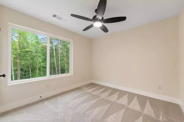 939 Sunset Road, Epworth, GA 30541