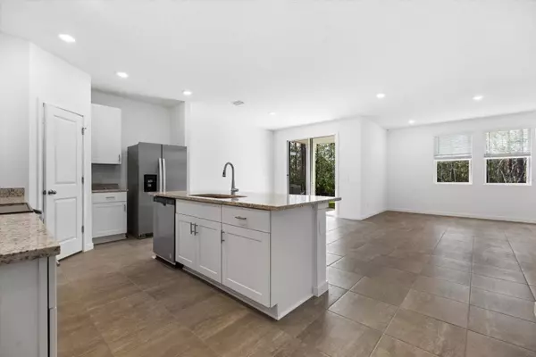 31 WANDERING CREEK WAY, Palm Coast, FL 32164