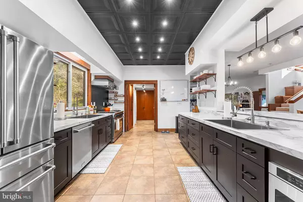 3614 CEDARVILLE RD, Cedarville, NJ 08311