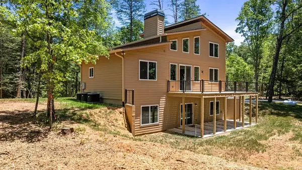 939 Sunset Road, Epworth, GA 30541