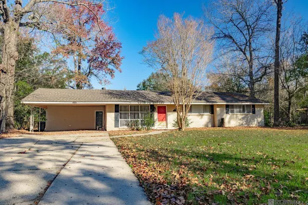 9925 S RIVEROAKS DR, Baton Rouge, LA 70815