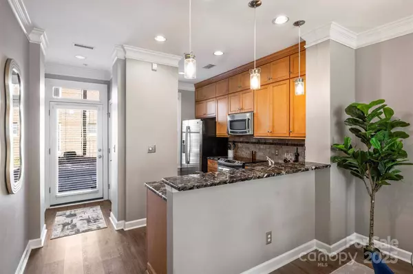 837 Park Slope DR, Charlotte, NC 28209