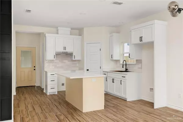 2017 Trinity ST, Donna, TX 78537