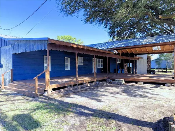 3553 2nd ST, Beaumont, TX 77705