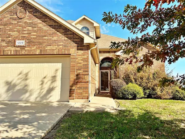 1233 Sunderland Lane, Fort Worth, TX 76134