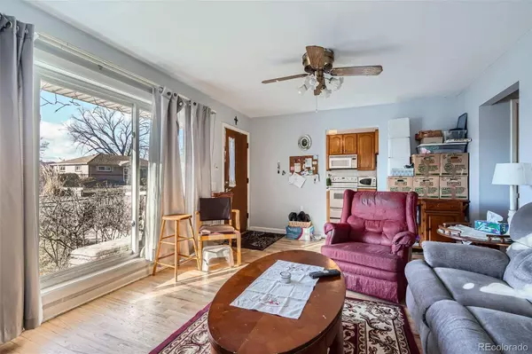 10762 Blue Jay LN, Northglenn, CO 80233