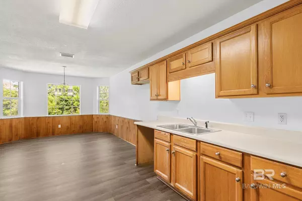 5785 Shady Woods Court, Gulf Shores, AL 36542