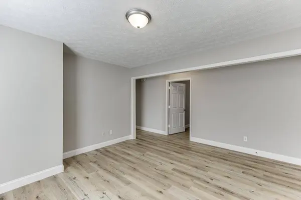 67 E Wright ST, Winder, GA 30680