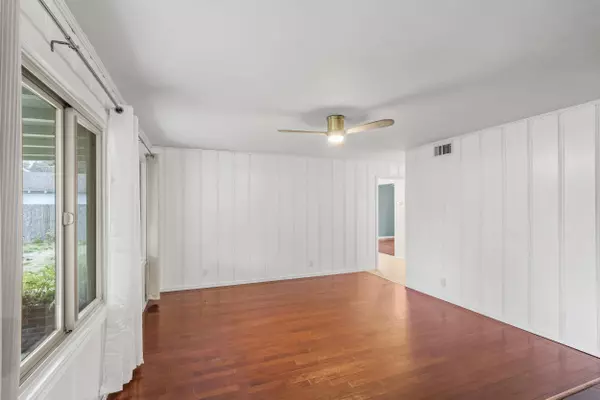 1314 Elm LN, Grants Pass, OR 97526