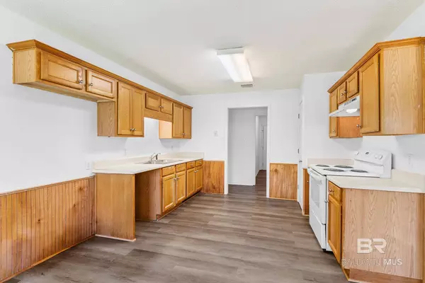 5785 Shady Woods Court, Gulf Shores, AL 36542