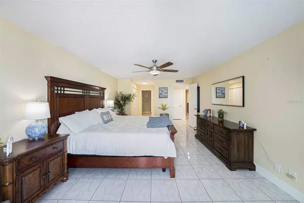 1400 GULF BLVD #406, Clearwater Beach, FL 33767