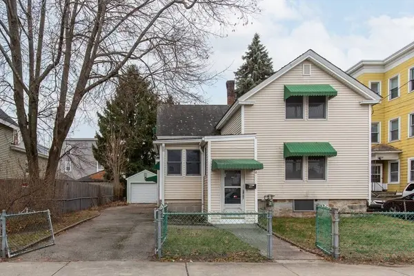 18 Dracut Street, Lawrence, MA 01843