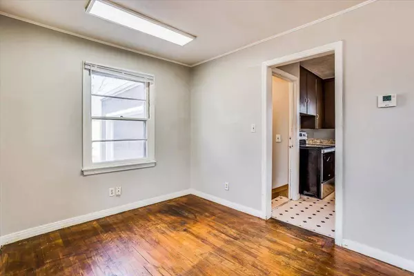 2140 S Palisade Ave, Wichita, KS 67213