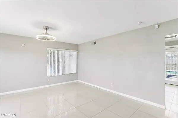 5396 Chestnut Street, Las Vegas, NV 89119