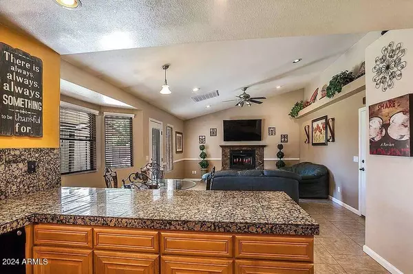 4343 E DOWNING Street, Mesa, AZ 85205