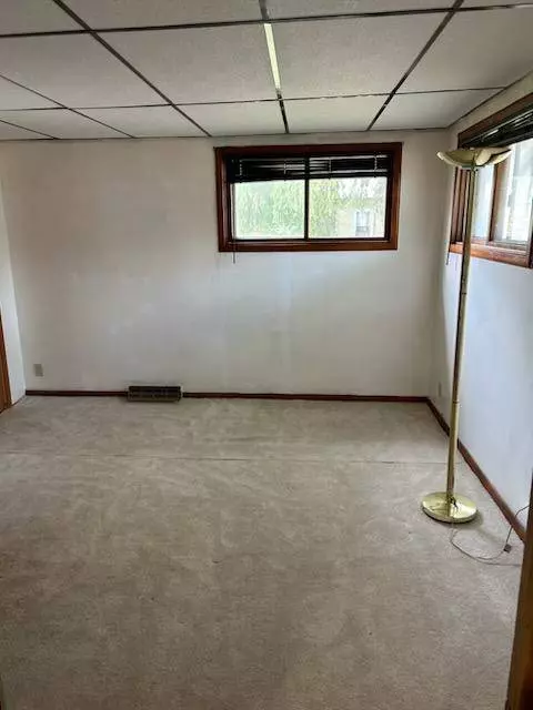 415 West Avenue Avenue, Mauston, WI 53948-1530