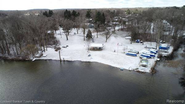 10133 OGEMAW Court, Pinckney, MI 48169