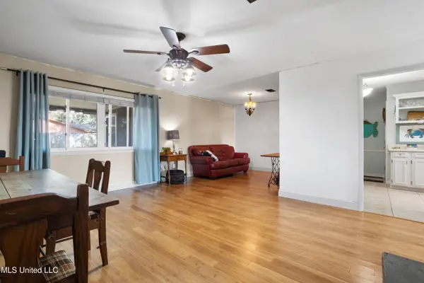 3231 Nottingham Road, Ocean Springs, MS 39564