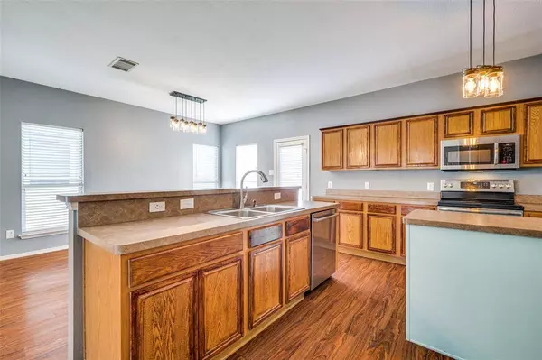 10208 Franklin Drive, Providence Village, TX 76227