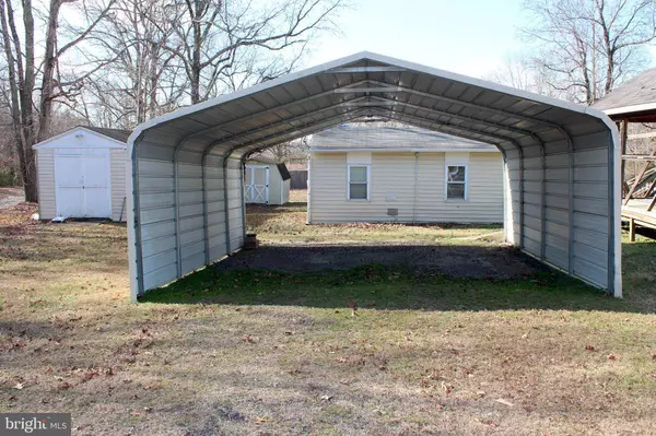 12040 MOUNT ROSE DR, King George, VA 22485