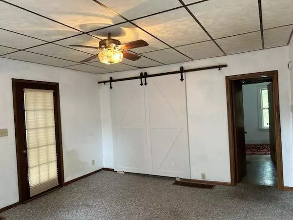 415 West Avenue Avenue, Mauston, WI 53948-1530