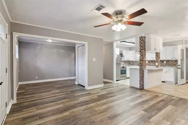 711 21st ST, Nederland, TX 77627