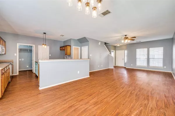 10208 Franklin Drive, Providence Village, TX 76227