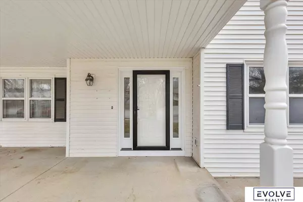 13003 S 33rd Circle, Bellevue, NE 68123