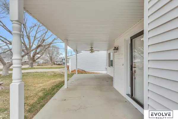 13003 S 33rd Circle, Bellevue, NE 68123