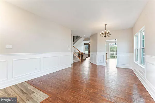 214 S SAVANNA DR, Pottstown, PA 19465