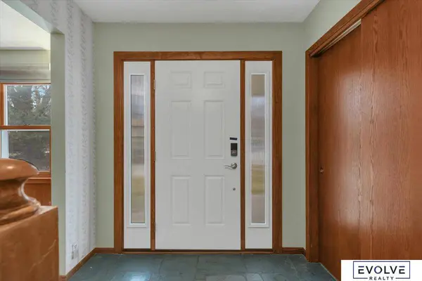 13003 S 33rd Circle, Bellevue, NE 68123