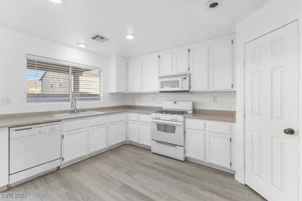8264 Cultured Pearl Court, Las Vegas, NV 89139