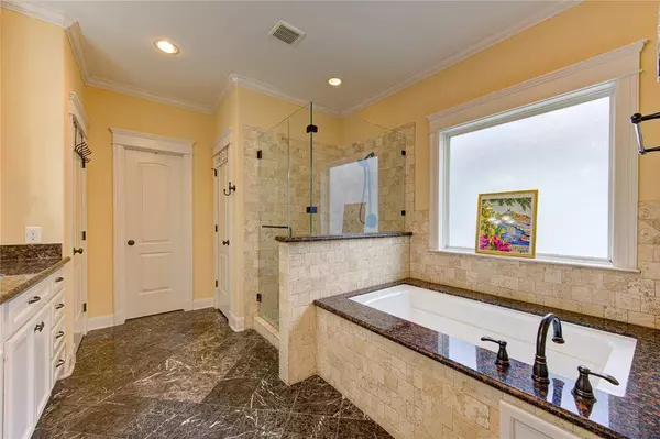 715 Nicholson ST, Houston, TX 77007